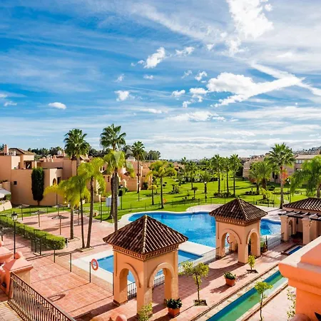 Penthouse Luxe Marbella Apartment