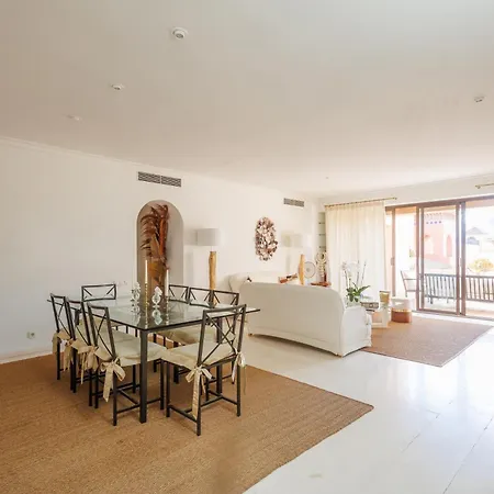 Penthouse Luxe Marbella *